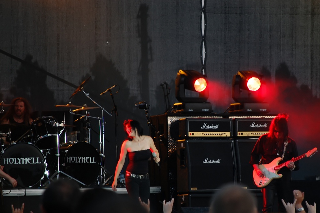 Holyhell03.jpg