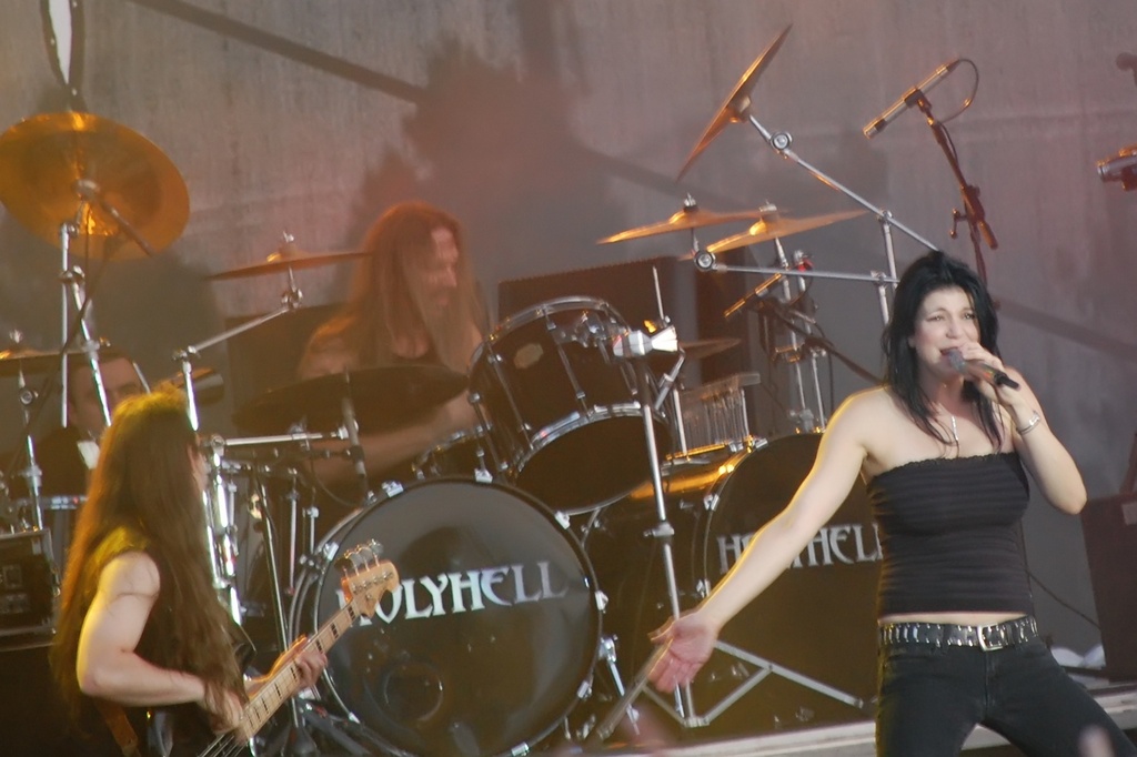 Holyhell05.jpg