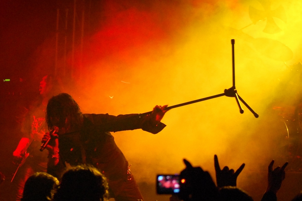 Firewind02.jpg