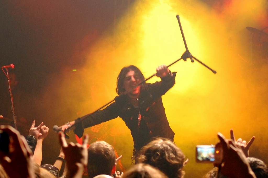 Firewind03.jpg