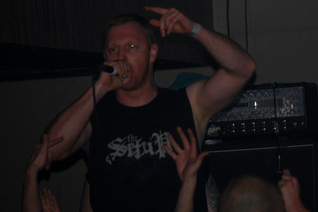 2_Born_Form_Pain_10.jpg