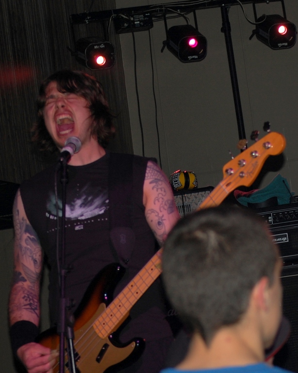 4_Burn_The_8_Track_02.jpg